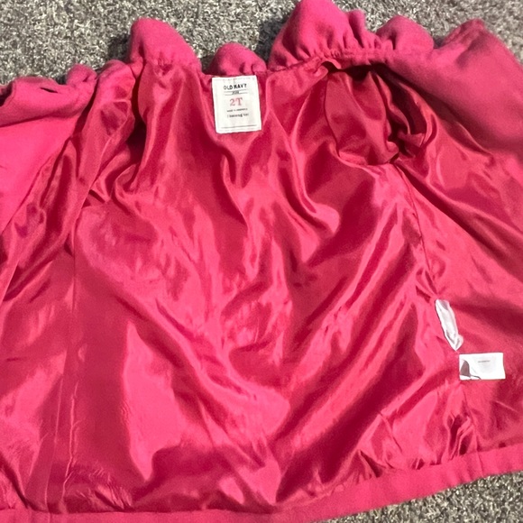 Old Navy pink pea coat. Size 2t - Picture 4 of 7